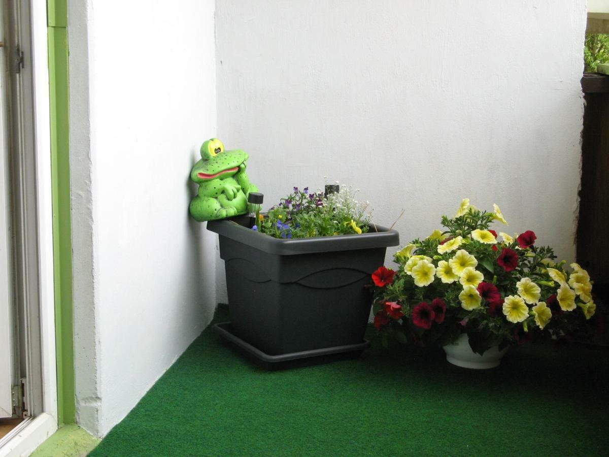 Gratarre Apartment Kuressaare Ngoại thất bức ảnh