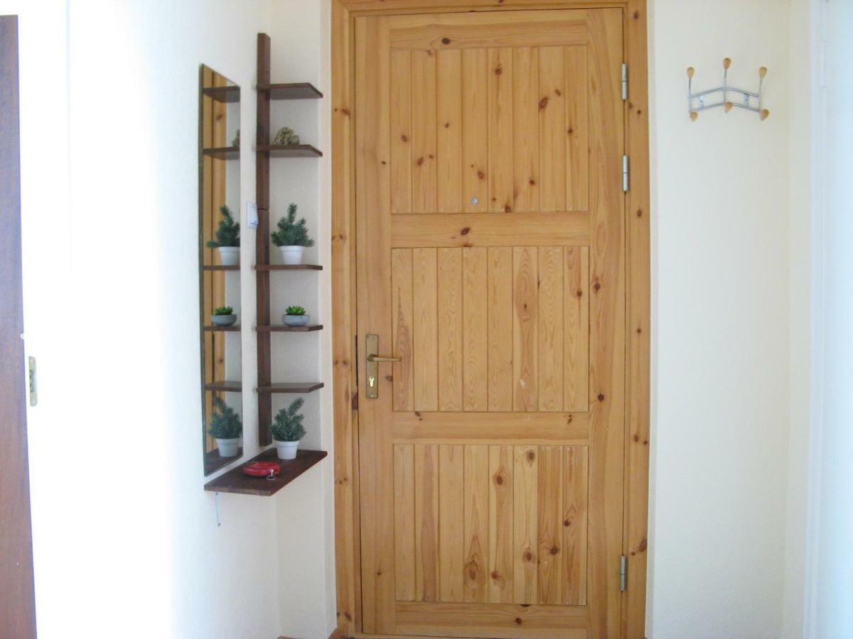 Gratarre Apartment Kuressaare Ngoại thất bức ảnh